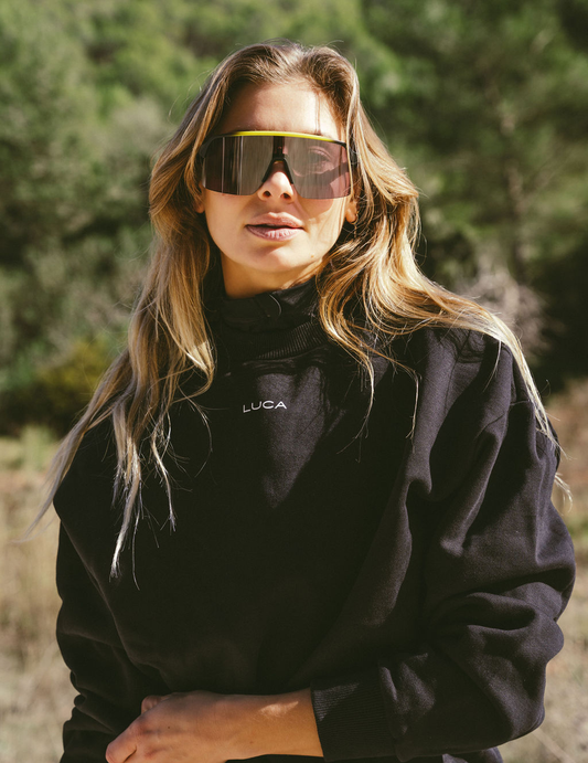Essential-Sweatshirt-Black